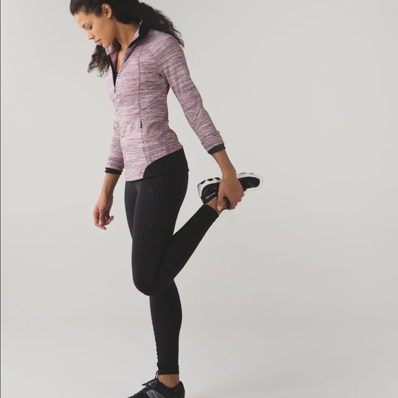 Lululemon Runderful 1/2 Zip - Picture 3 of 6